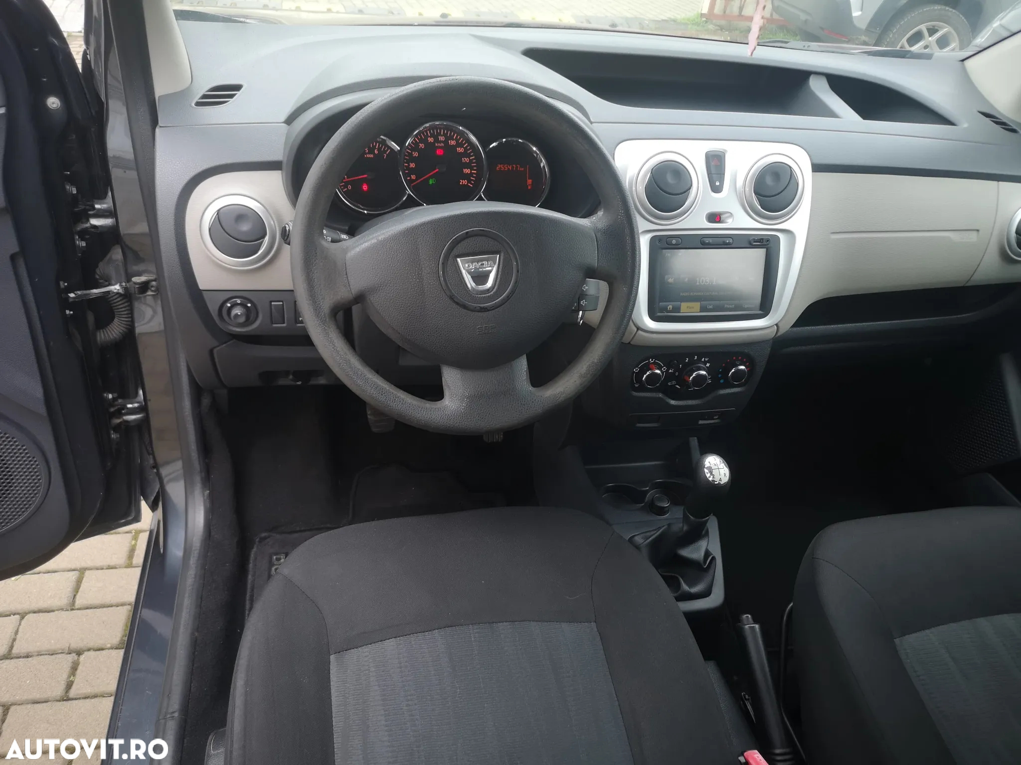 Dacia Dokker 1.5 Laureate - 8