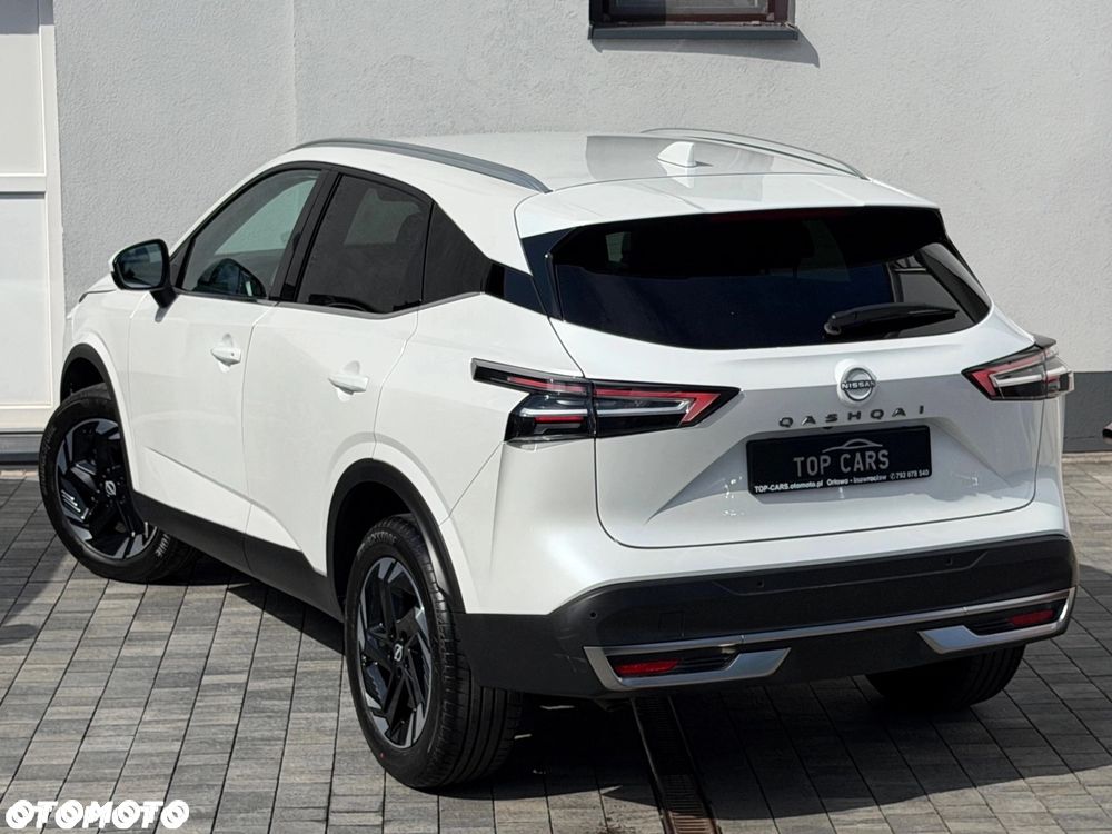 Nissan Qashqai 1.3 DIG-T mHEV N-Connecta Xtronic - 25