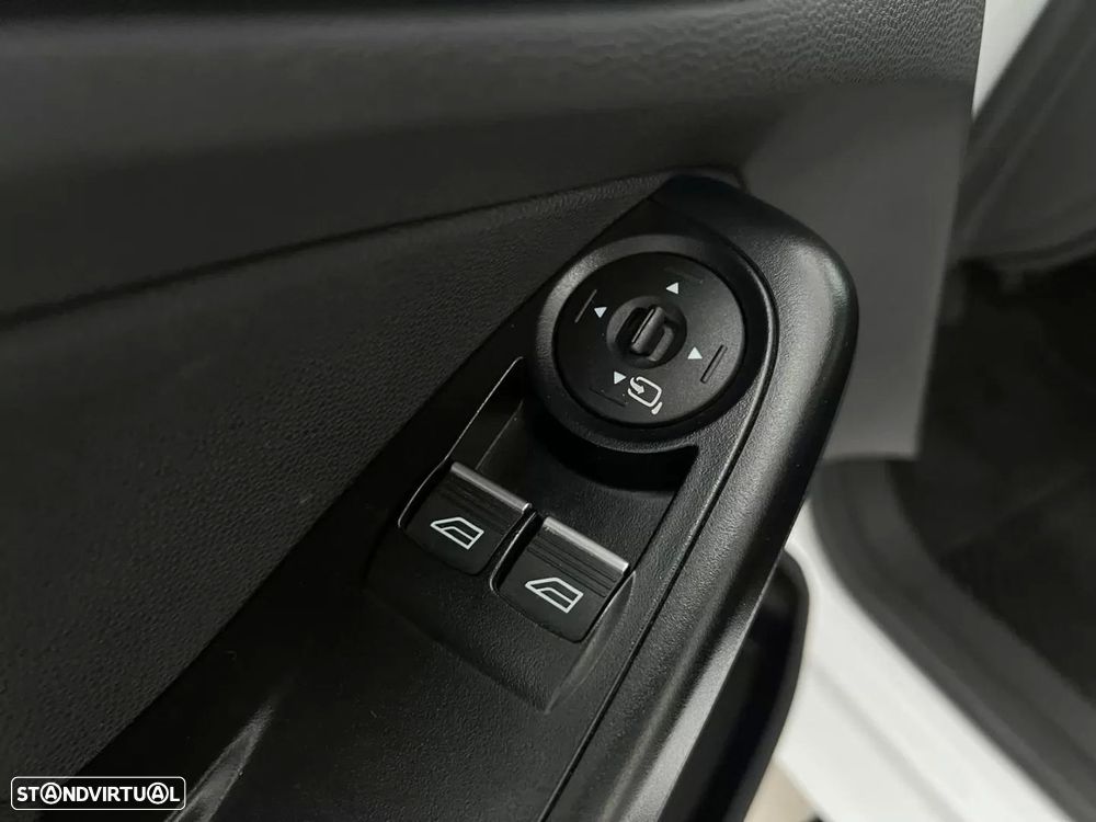 Ford Fiesta 1.0 EcoBoost S&S TREND - 20