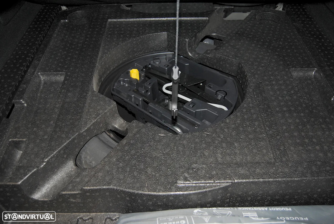 Peugeot 308 SW 1.5 BlueHDi Style - 33