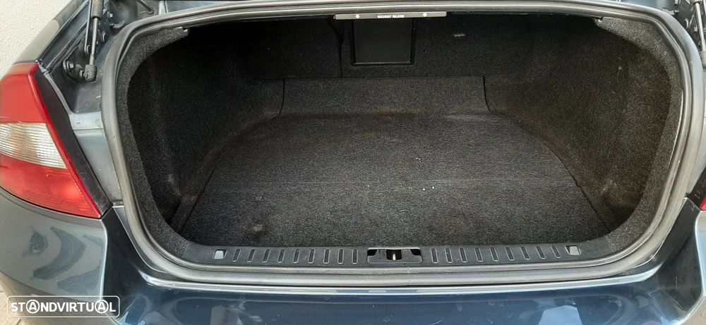 Volvo S80 2.4 D5 Nivel 3 - 12