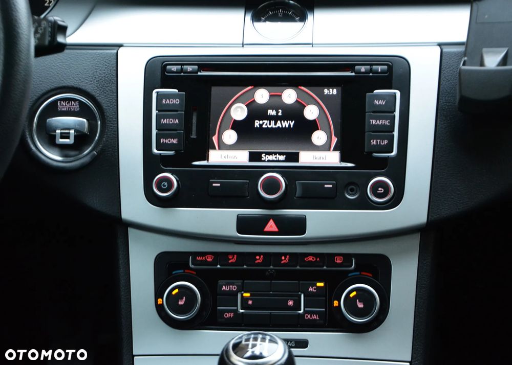 Volkswagen Passat - 8