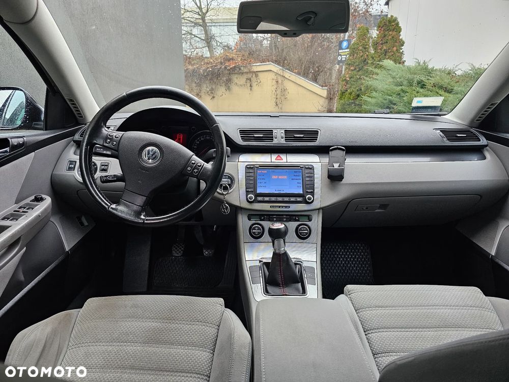 Volkswagen Passat 2.0 TDI Highline - 7