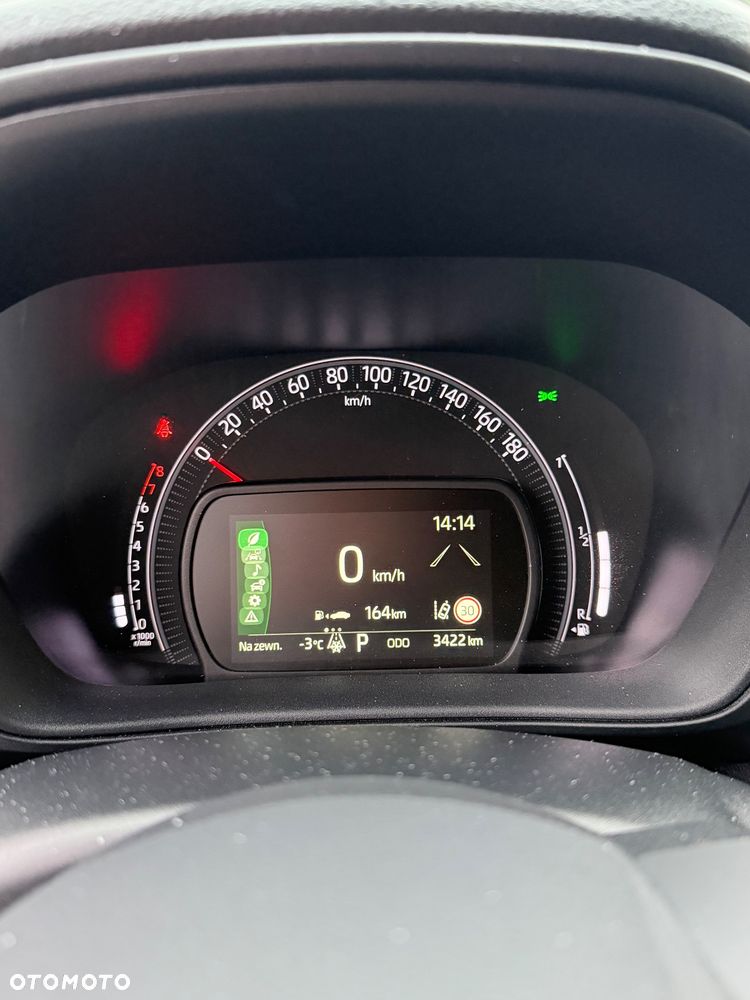 Toyota Aygo X 1.0 VVT-i JBL Edition X-shift - 9