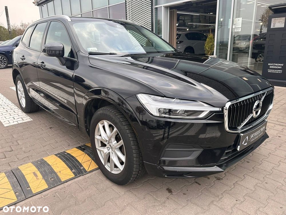 Volvo XC 60 B4 D AWD Momentum - 8