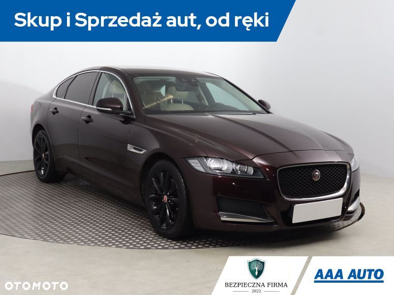 Jaguar XF - 2