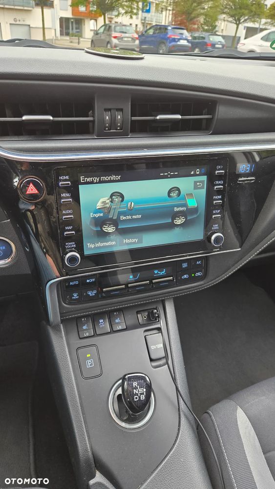 Toyota Auris Hybrid 135 Comfort - 15