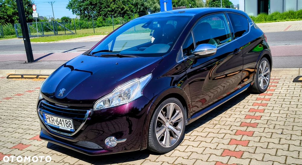 Peugeot 208 1.6 e-HDi Allure STT - 1