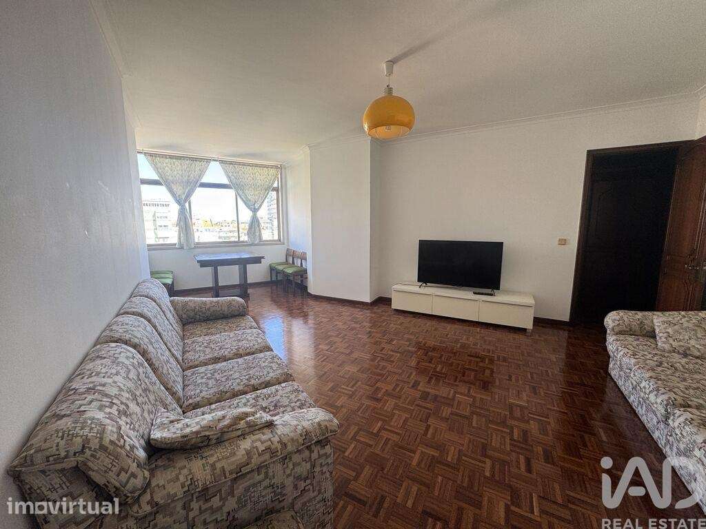 Apartamento T3 em Penha de França de 101,00 m2 - Grande imagem: 5/30