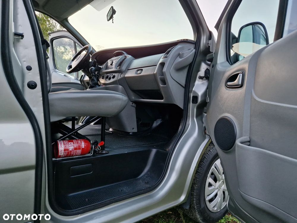 Opel Vivaro - 15