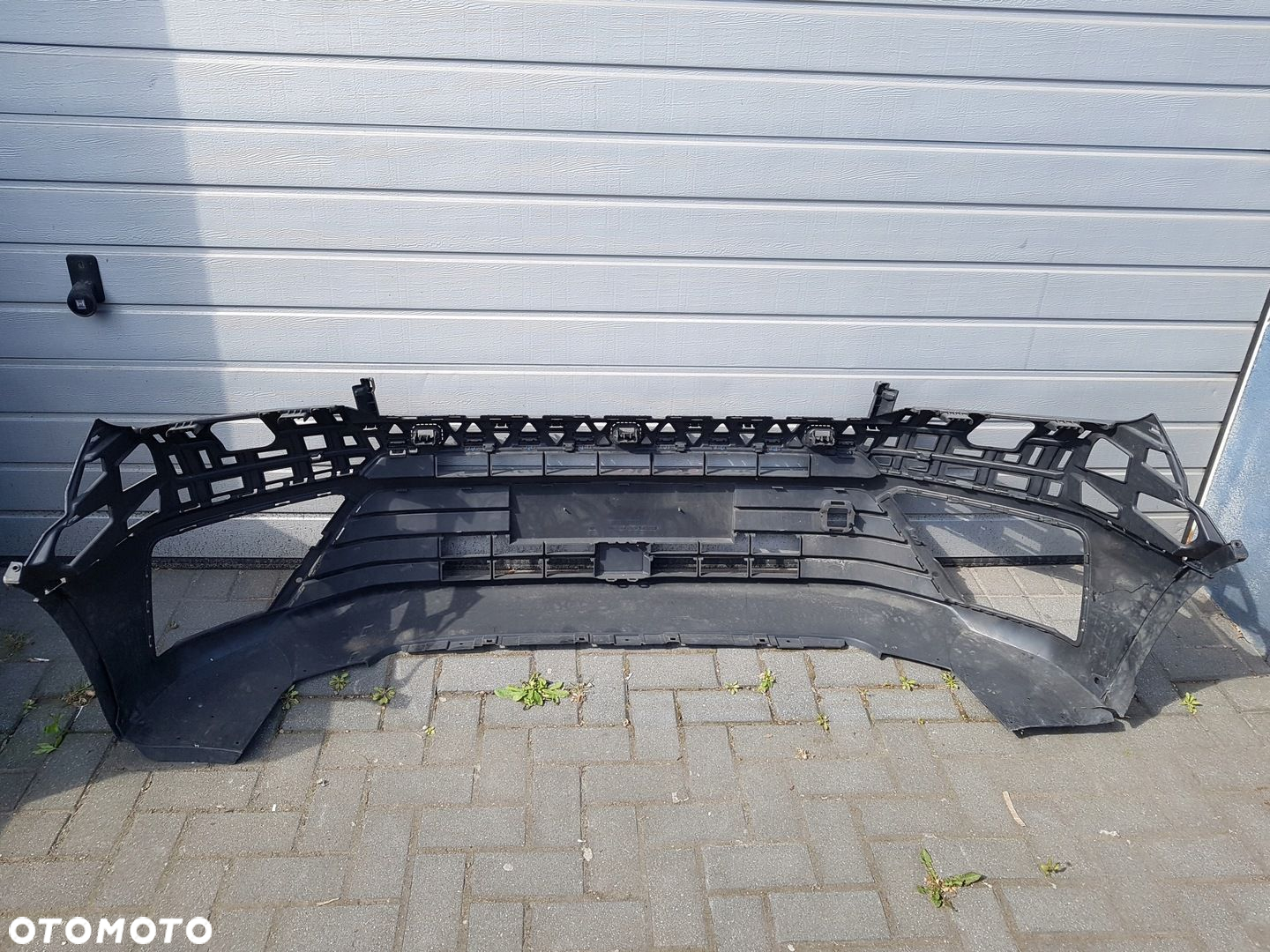 VW CRAFTER 17 MAN TGE zderzak przód 7C0807221A - 2