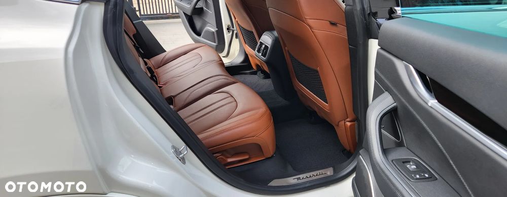 Maserati Levante Diesel Granlusso - 20