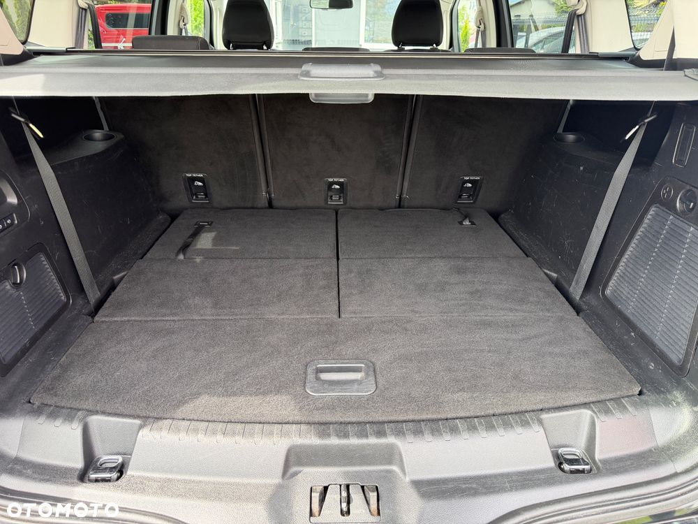 Ford S-Max 1.5 Eco Boost Start-Stopp Titanium - 24