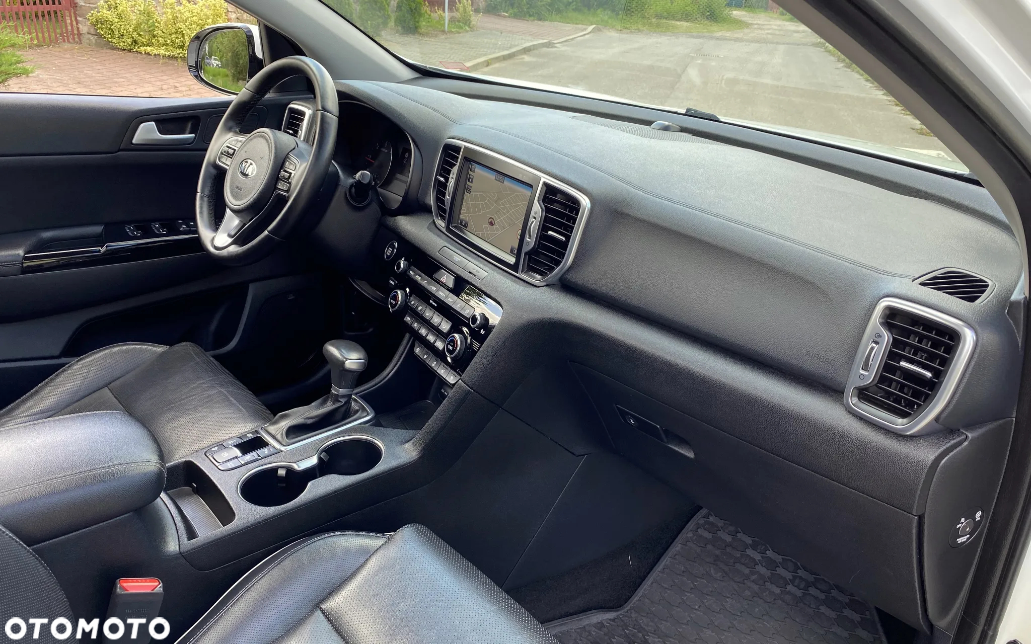 Kia Sportage 2,0 CRDI AWD GT Line - 17