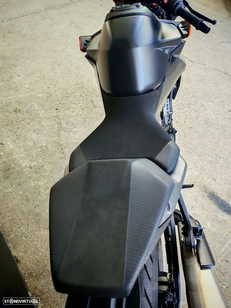 KTM 990 - 3