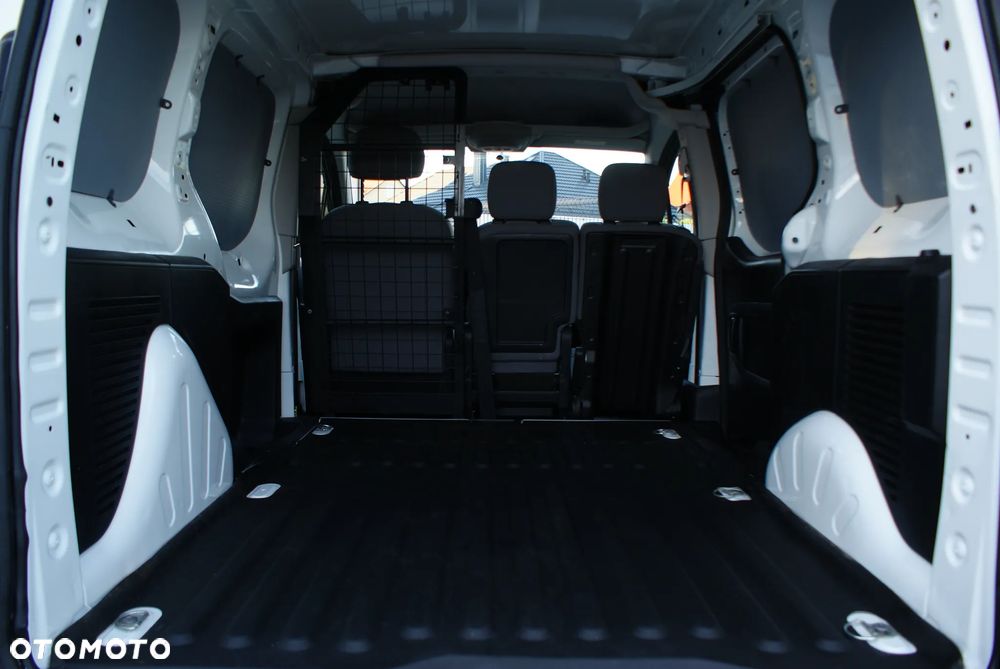 Peugeot Partner - 8