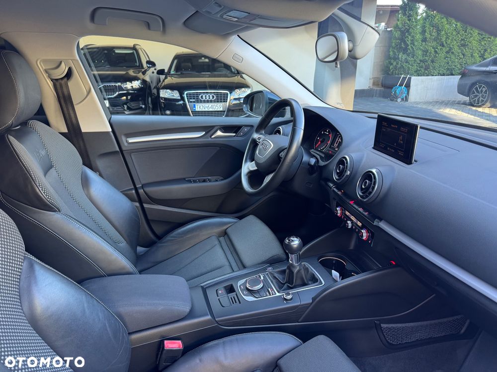 Audi A3 Sportback 2.0 TDI - 27