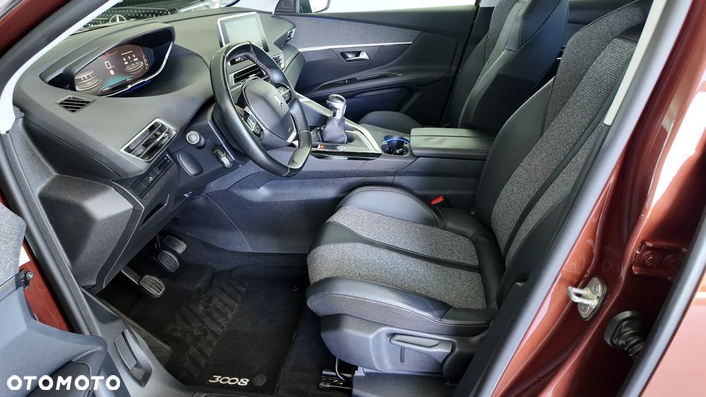 Peugeot 3008 BlueHDi 150 Stop & Start Allure - 11