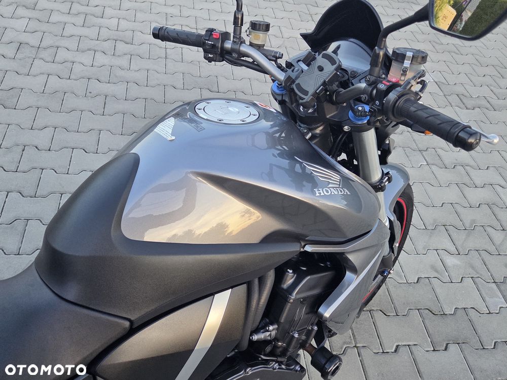 Honda CB - 34