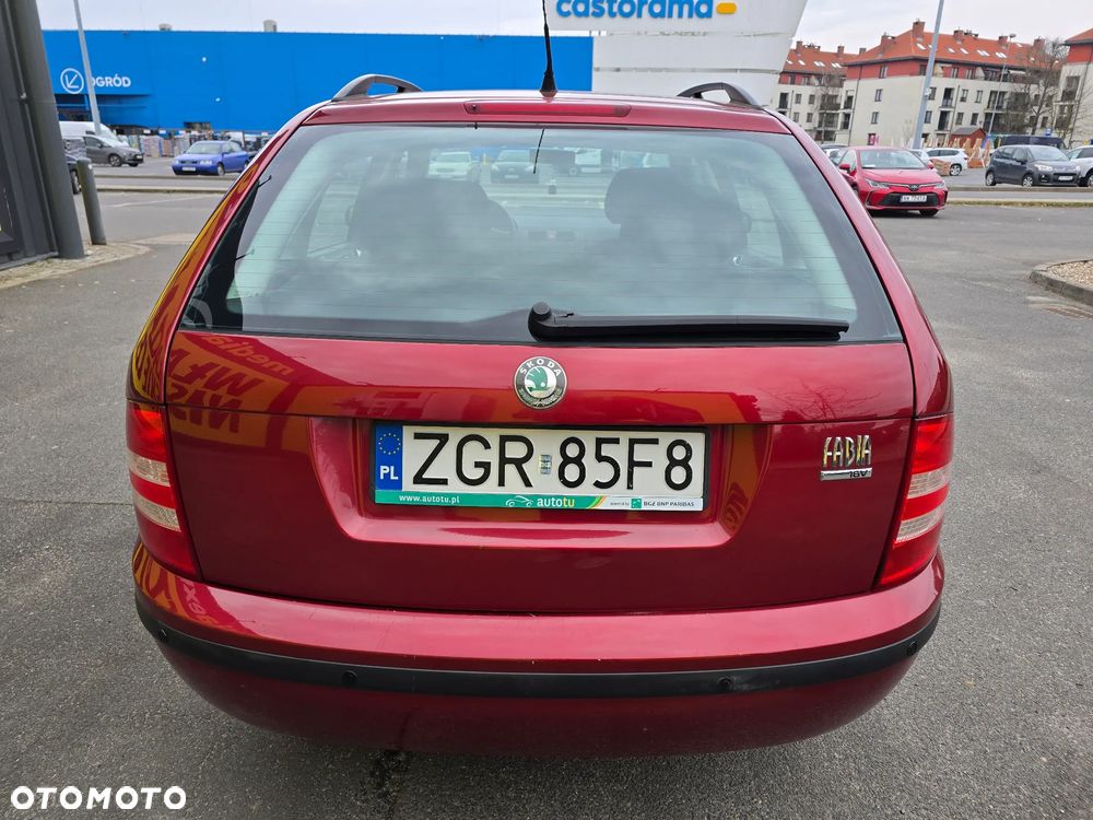 Skoda Fabia 1.4 16V Comfort - 5