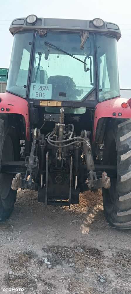Massey Ferguson - 8
