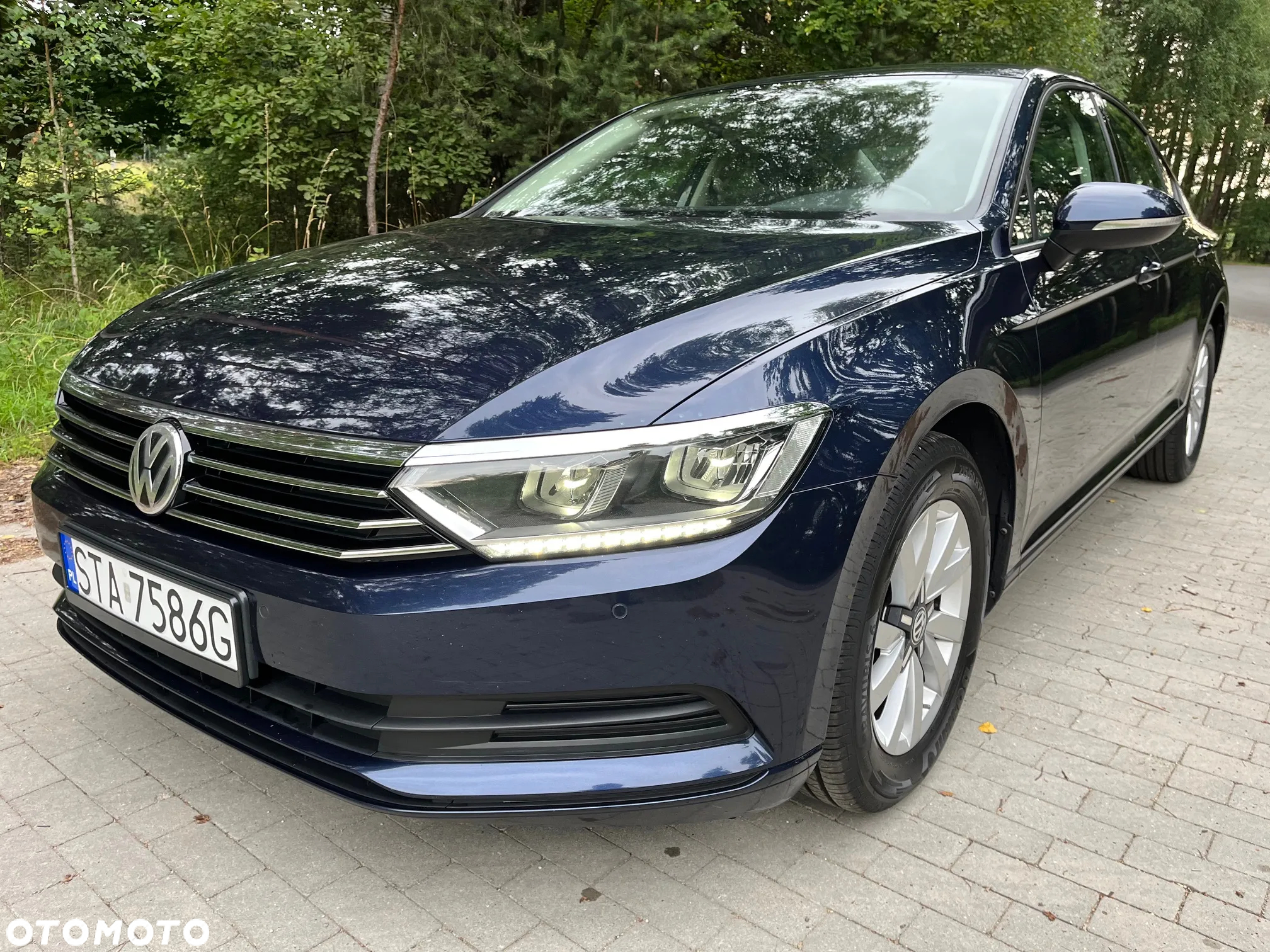 Volkswagen Passat 1.4 TSI BMT Trendline - 2