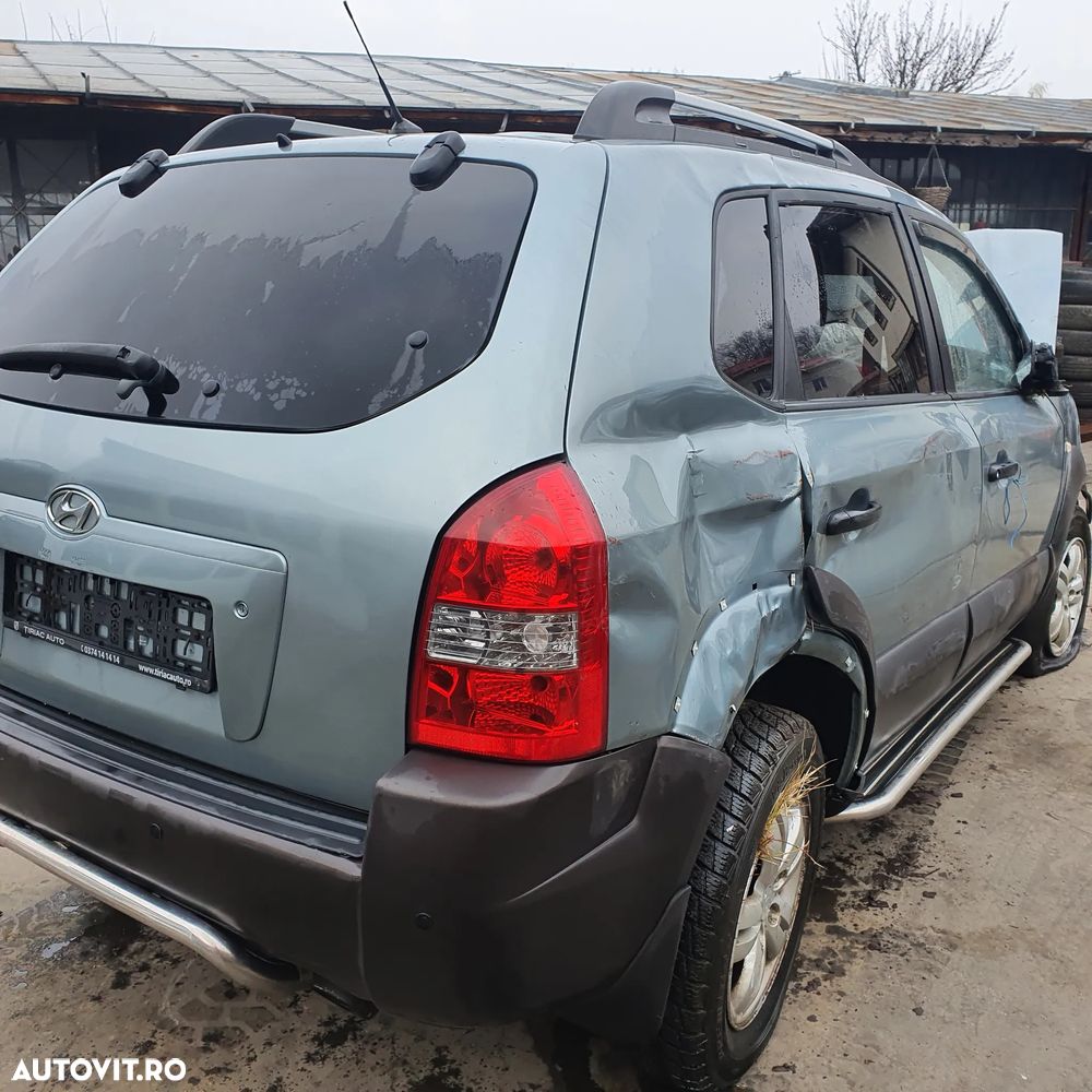 Dezmembram Hyundai Tucson 2.0 cdri 4x4 - 3