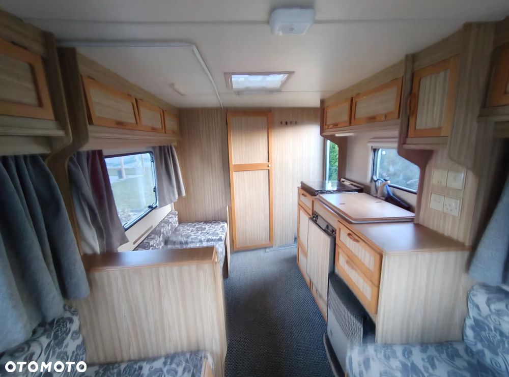 Elddis Crown Sovereign - 22