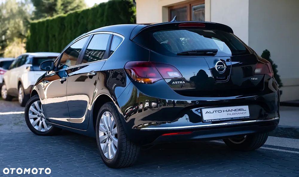 Opel Astra IV 1.7 CDTI Cosmo - 8