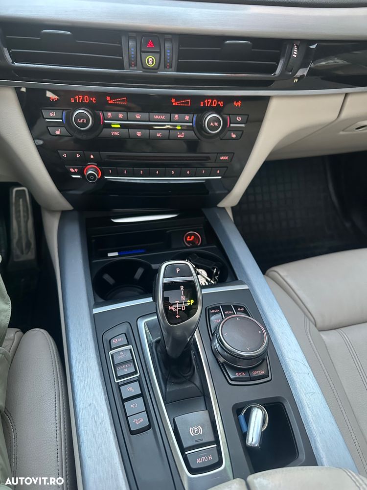 BMW X5 ver-xdrive25d-at - 13