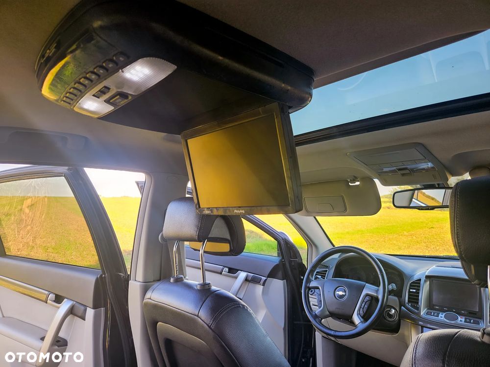 Chevrolet Captiva 2.2 d LTZ - 14