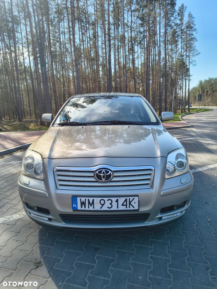 Toyota Avensis 1.8 VVT-i Sol - 3