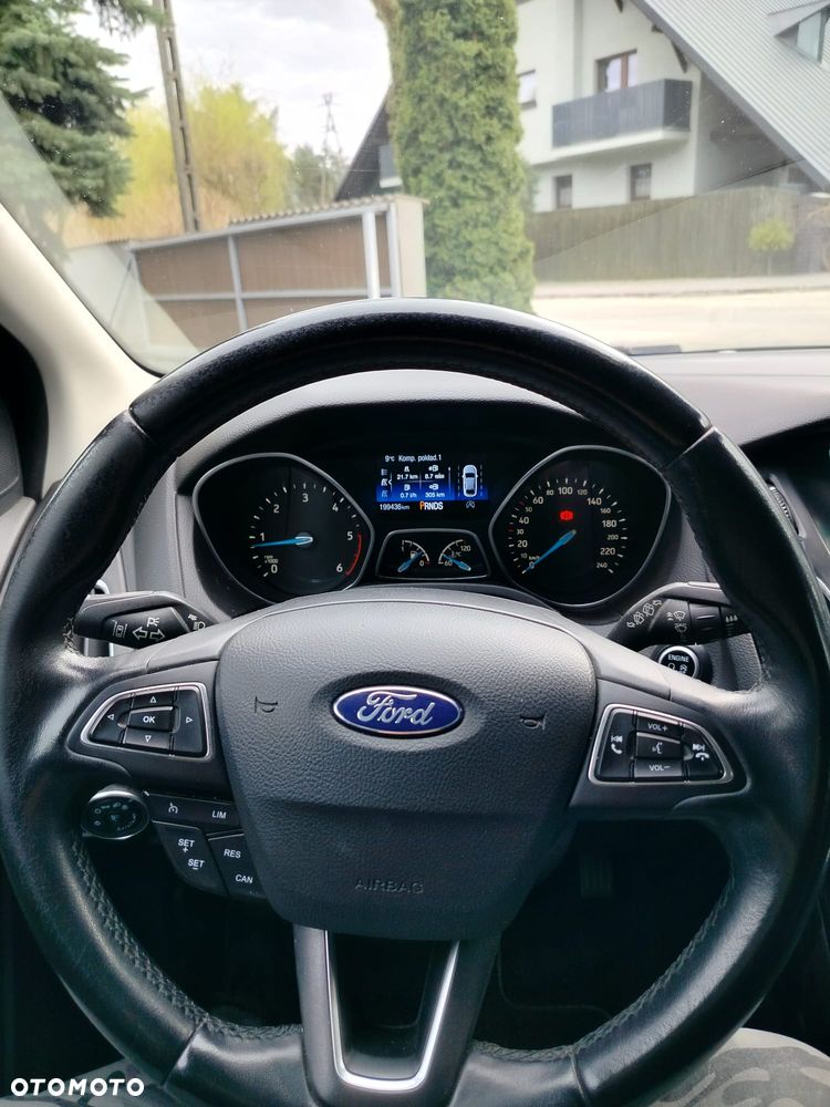 Ford Focus 1.5 EcoBlue Start-Stopp-System COOL&CONNECT - 11