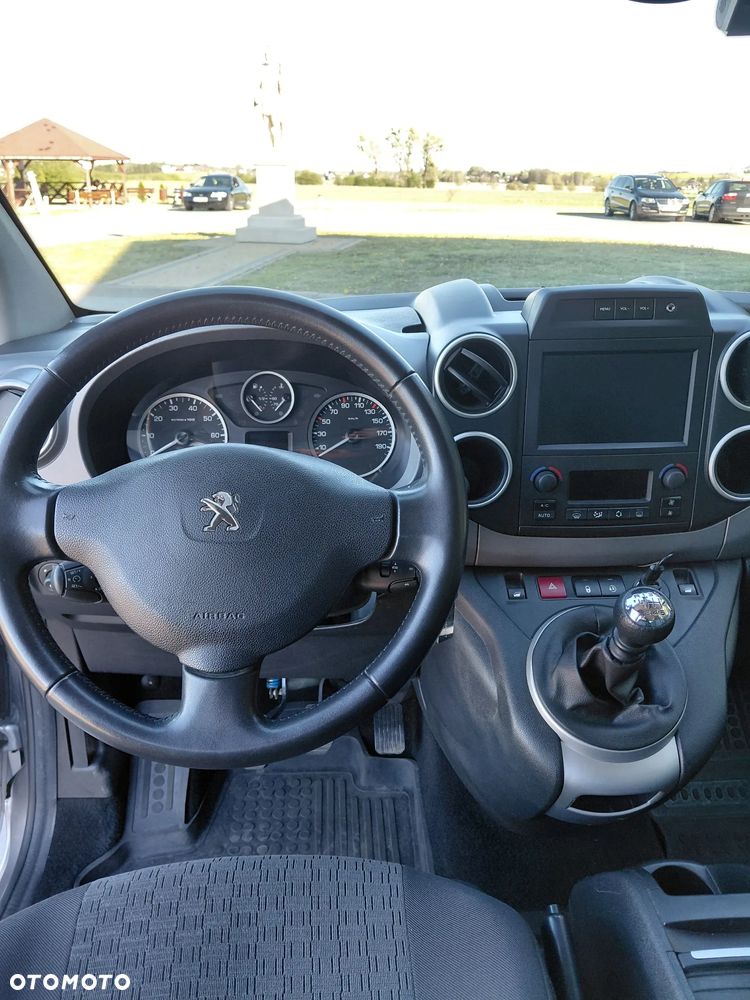 Peugeot Partner 1.6 BlueHDi Outdoor S&S - 11