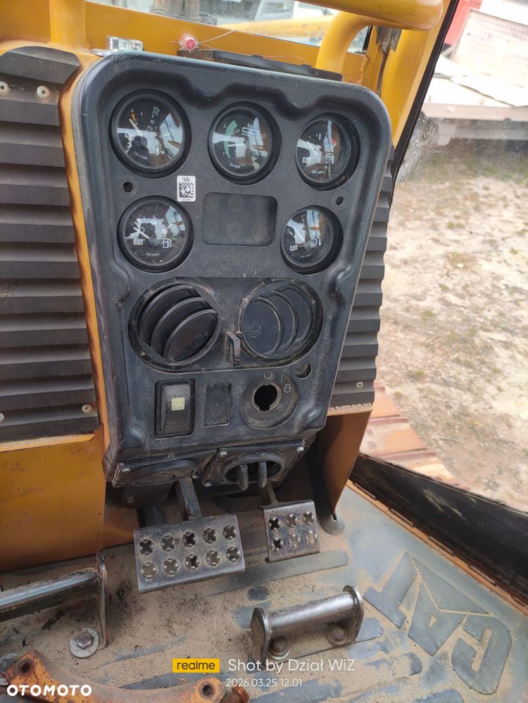 Caterpillar D5 - 7