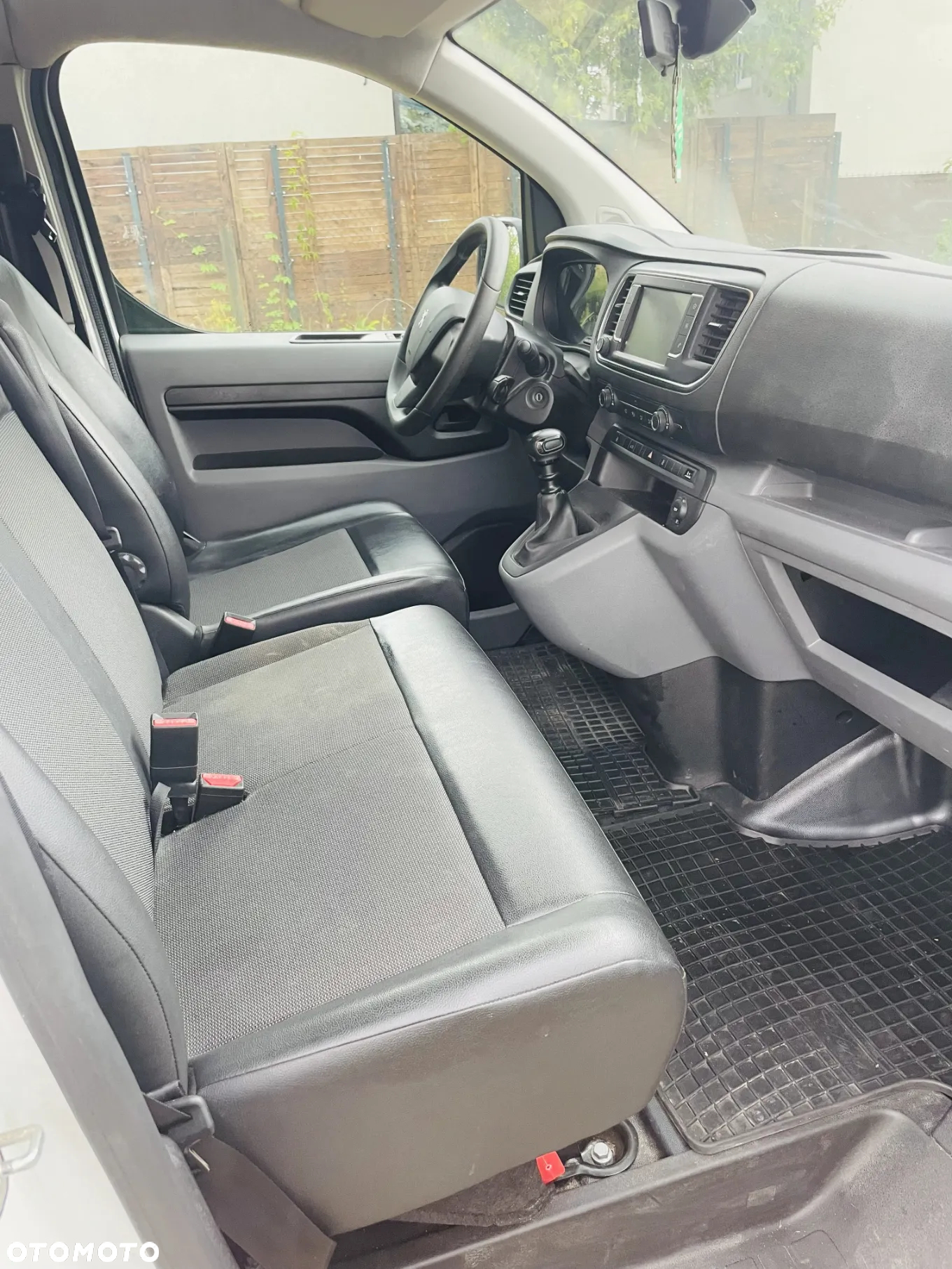 Peugeot EXPERT - 16