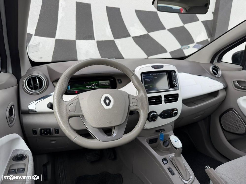 Renault Zoe (c/ Bateria) 41 kwh Life - 4