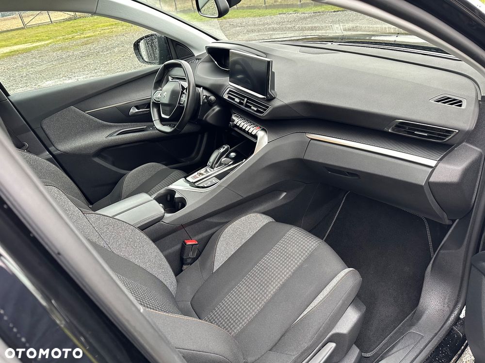 Peugeot 3008 1.5 BlueHDi Active Pack S&S EAT8 - 19