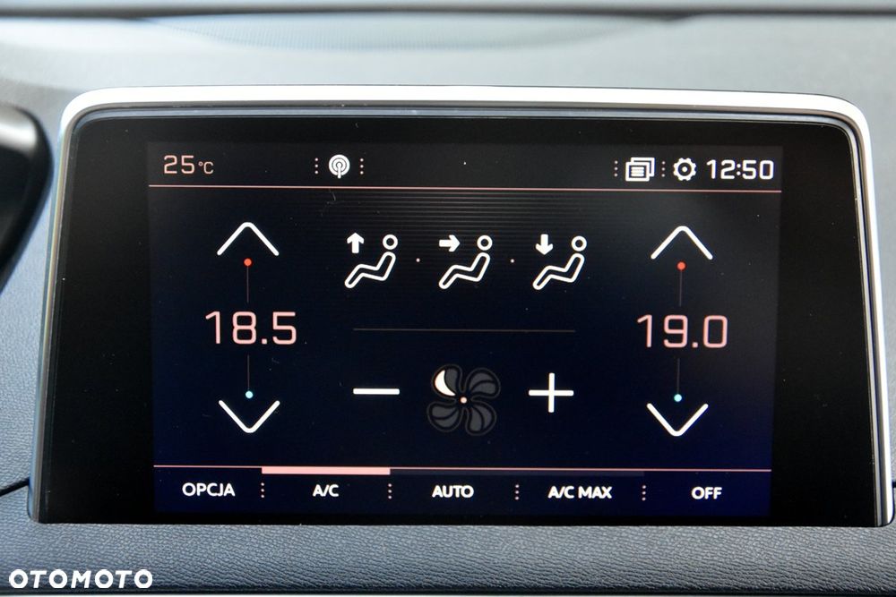 Peugeot 5008 THP 165 EAT6 Allure - 39