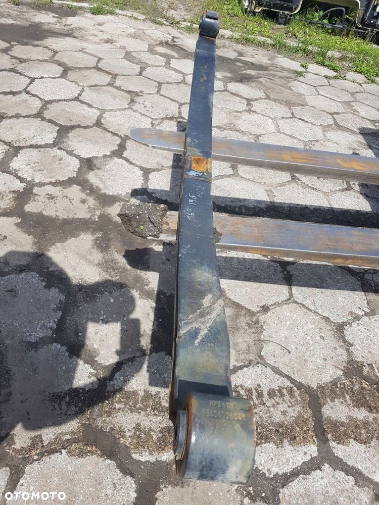 RESOR PRZÓD PRZEDNI DWU 2 LAGOWY PIÓROWY MAN TGM KOŁA 19,5 85434026041 - 2