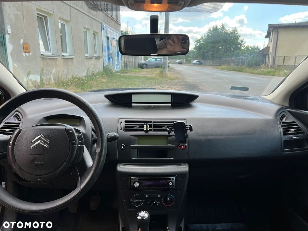 Citroën C4 1.4 16V VTR - 15