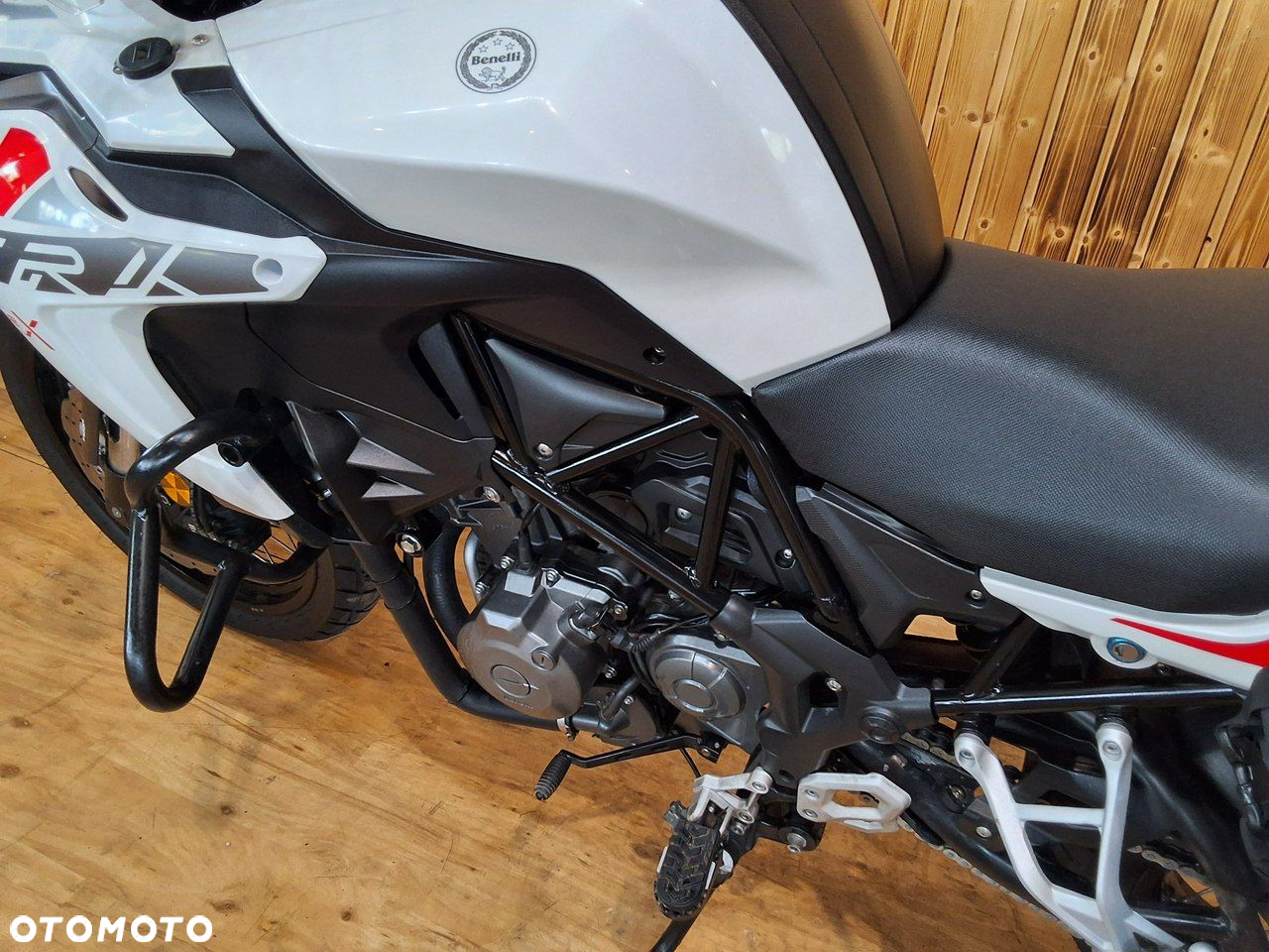 Benelli TRK 502 - 4