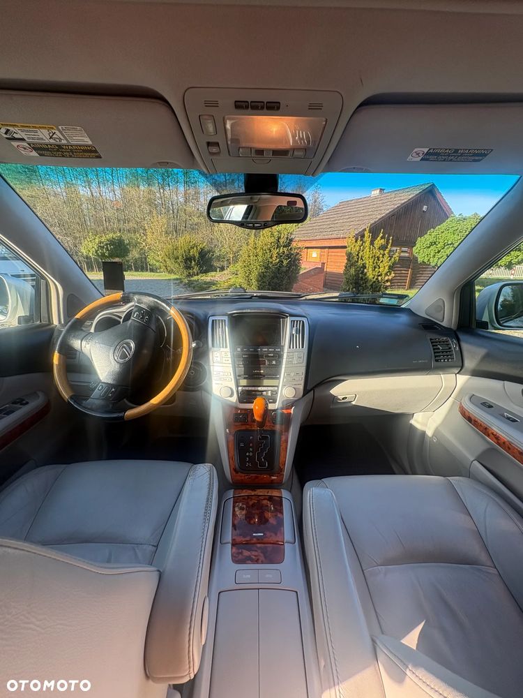 Lexus RX Lux - 2