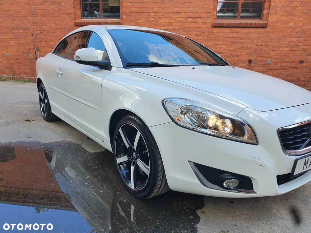 Volvo C70 D3 Momentum - 2