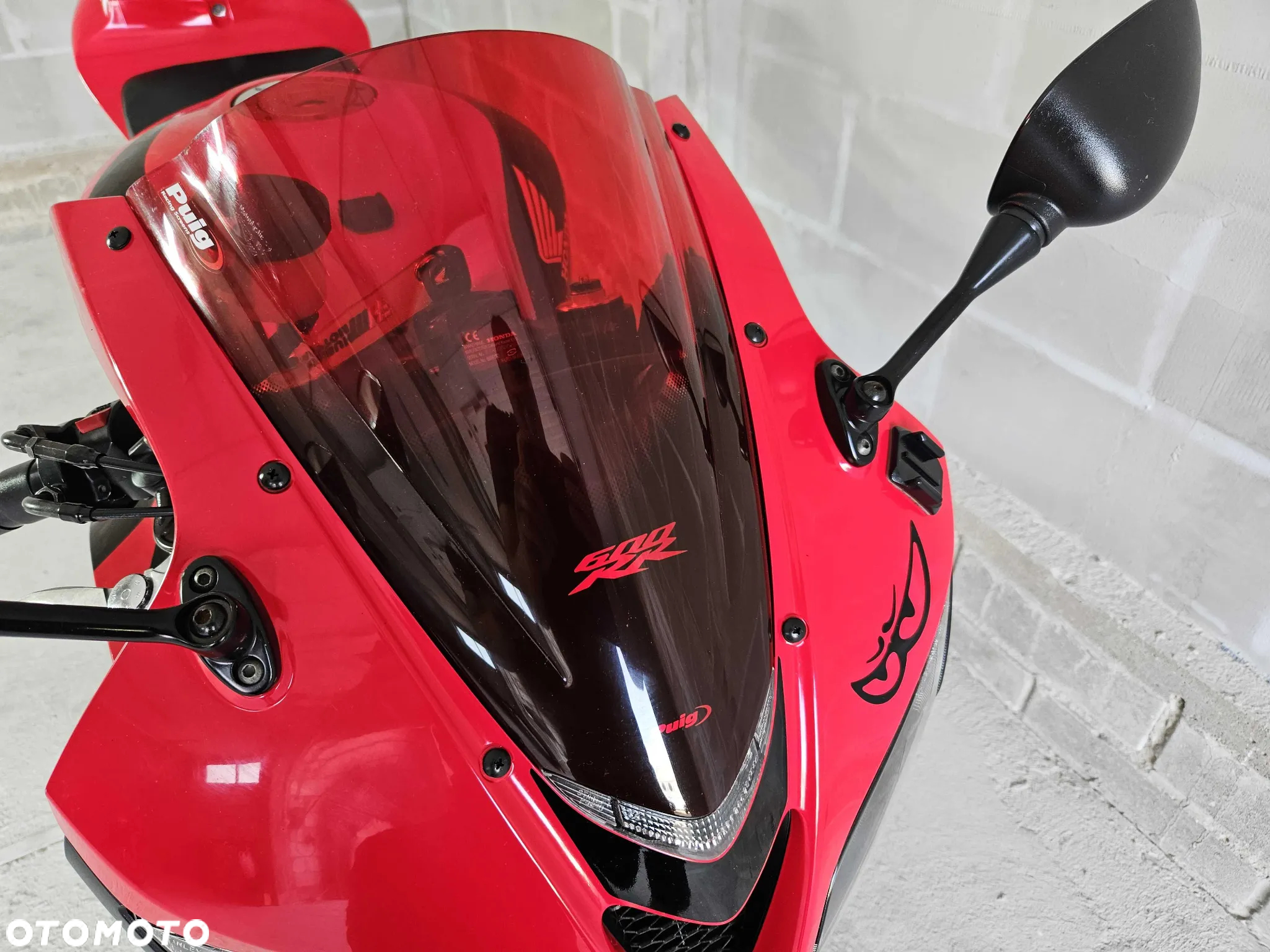 Honda CBR - 25