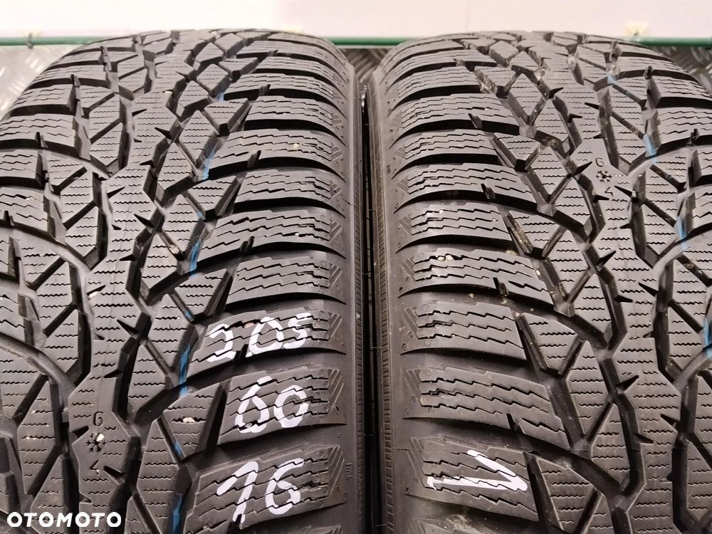 2x Nokian WR 4D 205/60/16 92H nr.1660 7mm - 2
