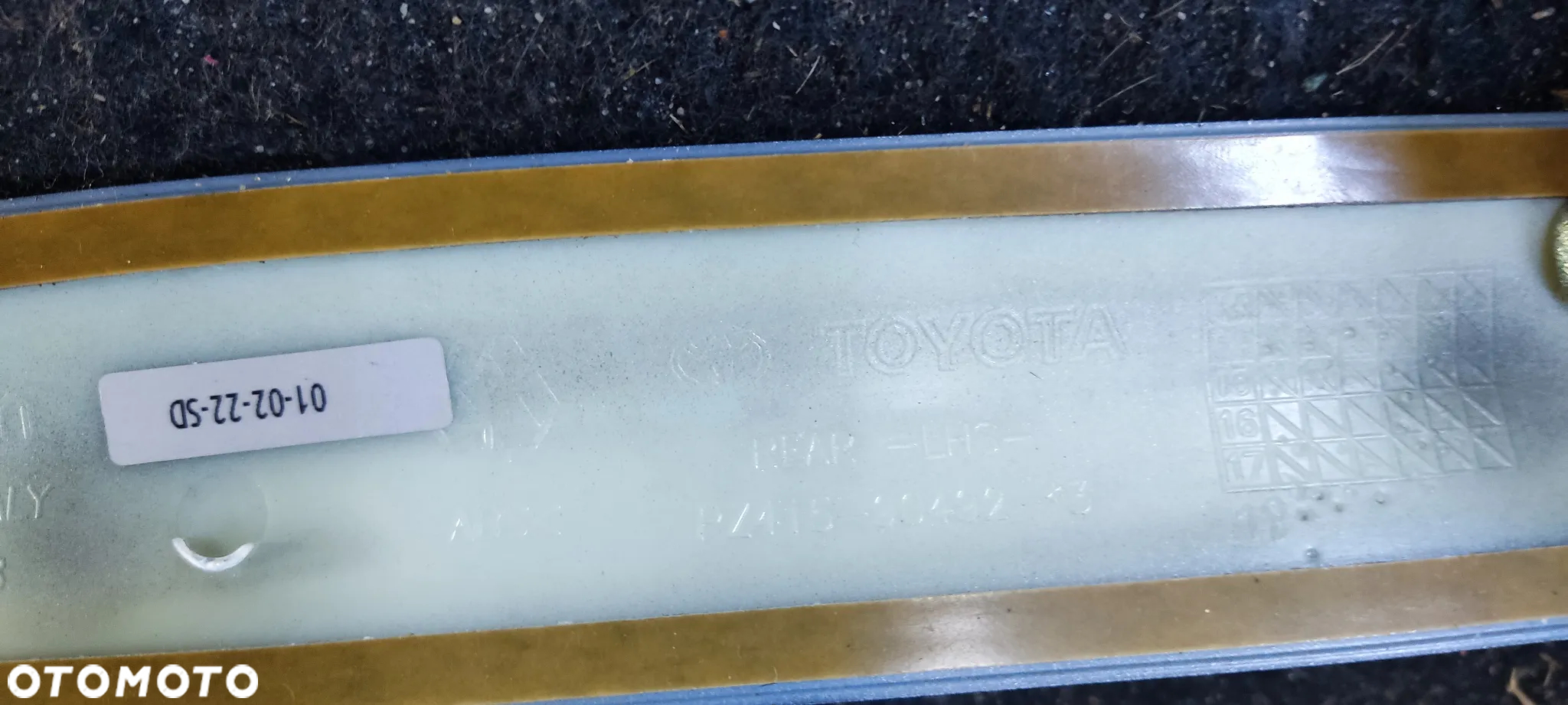 Toyota Aygo II listwa ozdobna drzwi lewy tył pz415-90492 - 3
