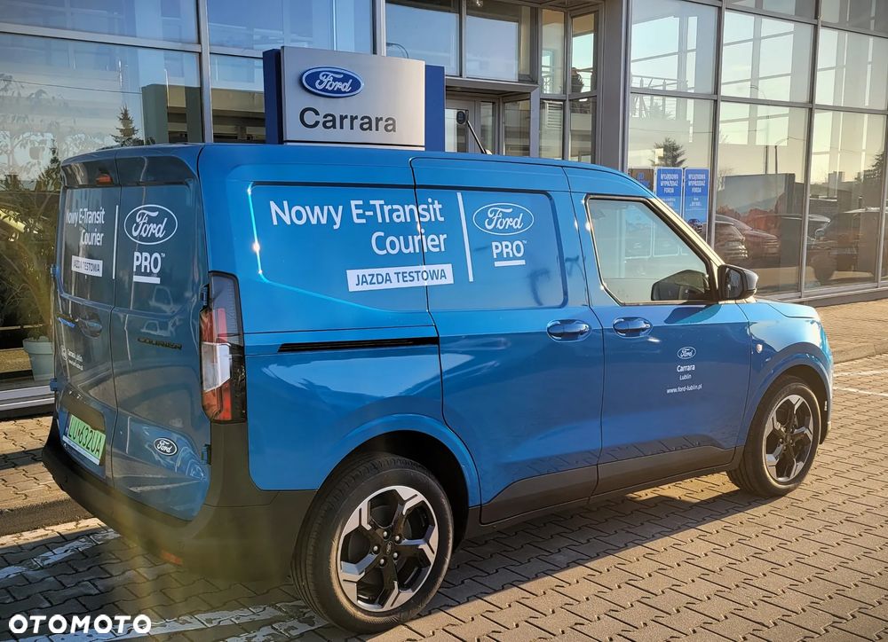 Ford Transit Courier - 4