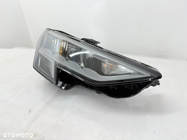 Lampa przednia prawa Audi A3 8Y FULL LED