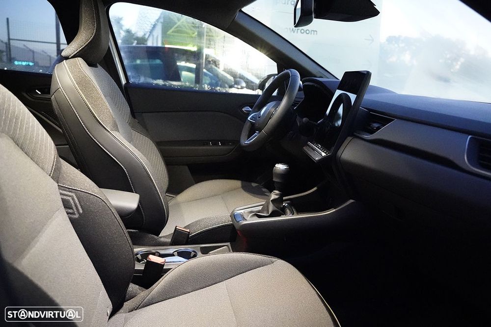 Renault Captur 1.0 TCe Techno Bi-Fuel - 11